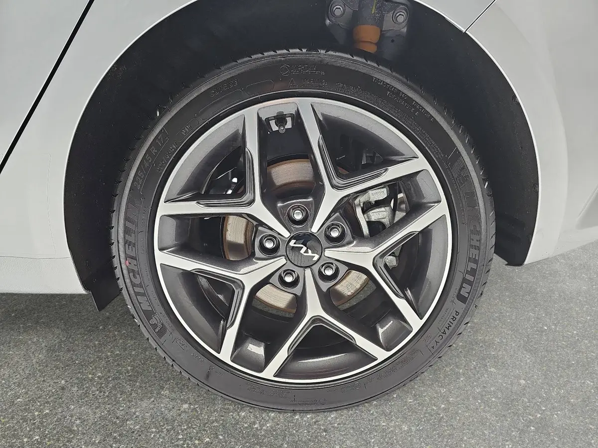 KIA CEED 1.5 T-GDI DCT7 SPIRIT LED SITZH. NAVI