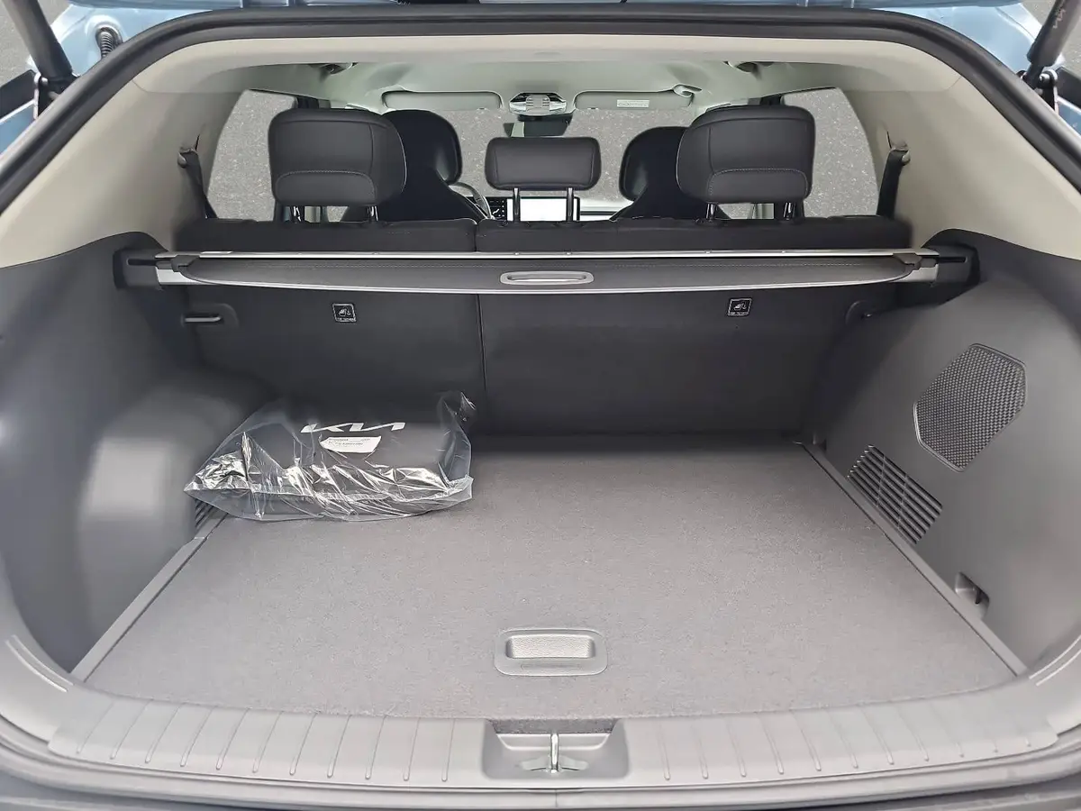 KIA EV3 81.4 KWH EARTH MJ26 WINTER BUSIN. UPGRADE DRIVEWISE-PARK DESIGN SOUND
