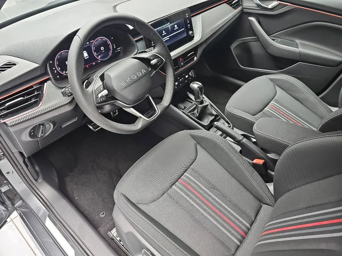 SKODA KAMIQ 1.0 TSI DSG MONTE CARLO LED PANORAMA WINTER KAMERA