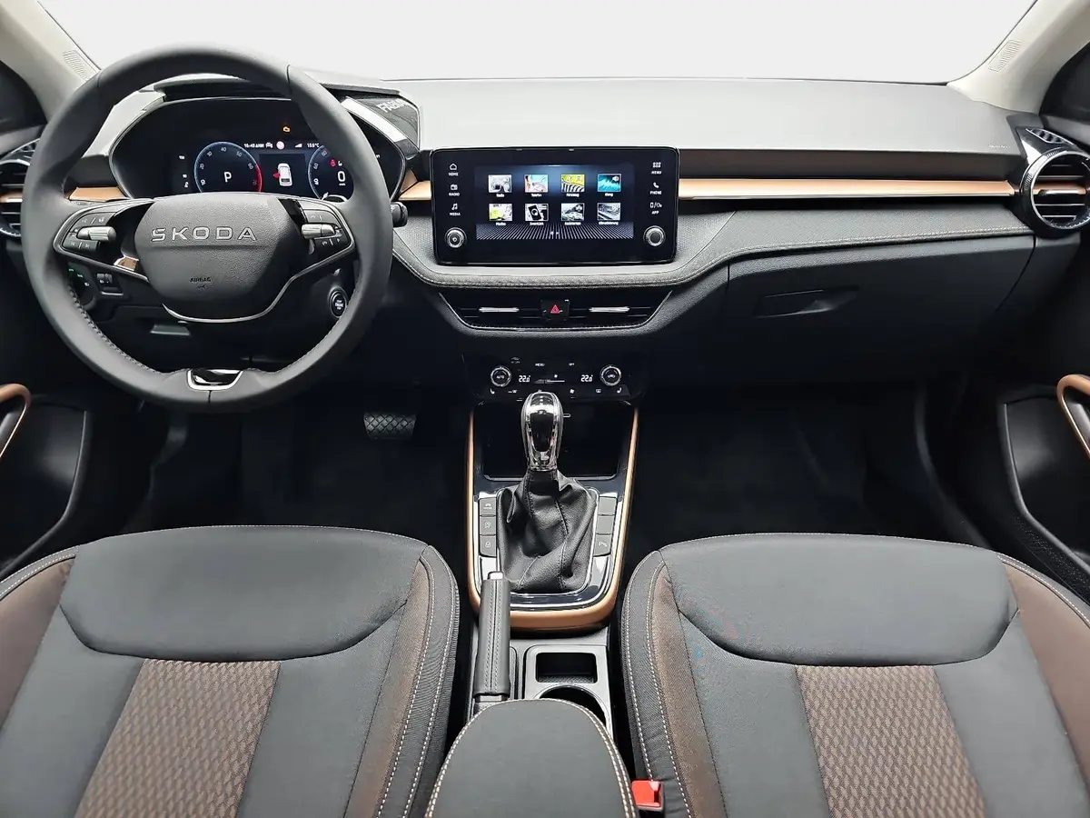 SKODA FABIA 1.0 TSI DSG 130 JAHRE PREMIUM LED KAMERA LM16