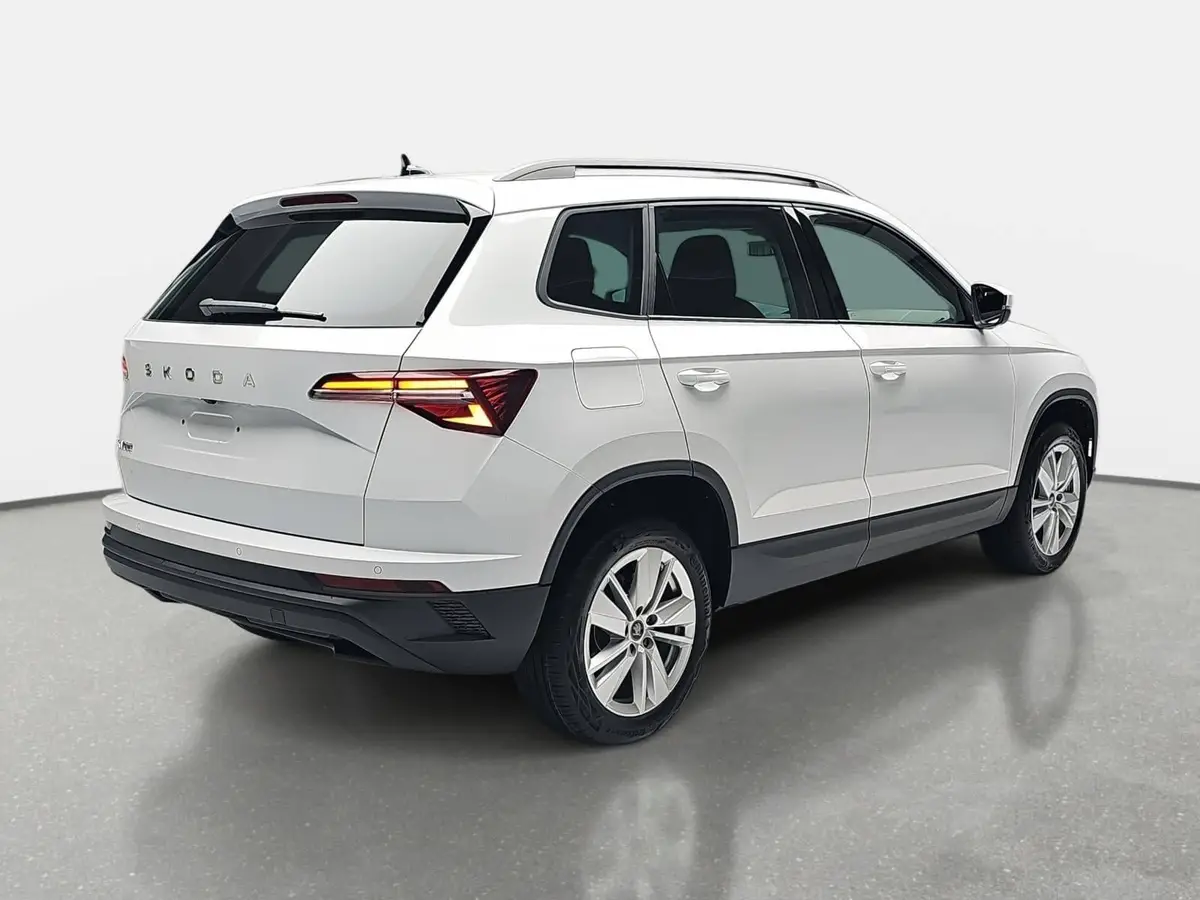 SKODA KAROQ 1.5 TSI DSG 130 JAHRE LED KAMERA AHK