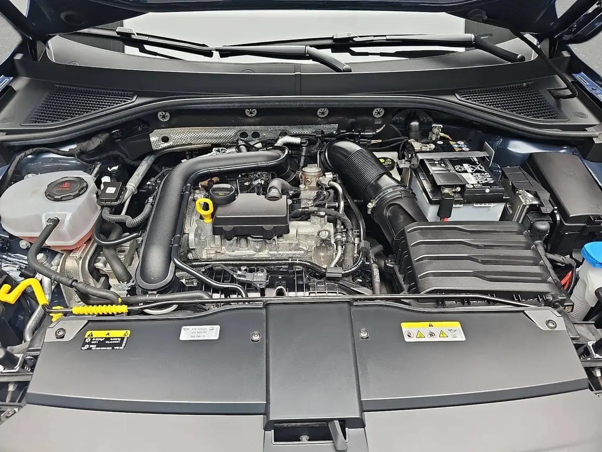 VW T-ROC 1.0 TSI CABRIOLET NAVI LED ACC WINTER