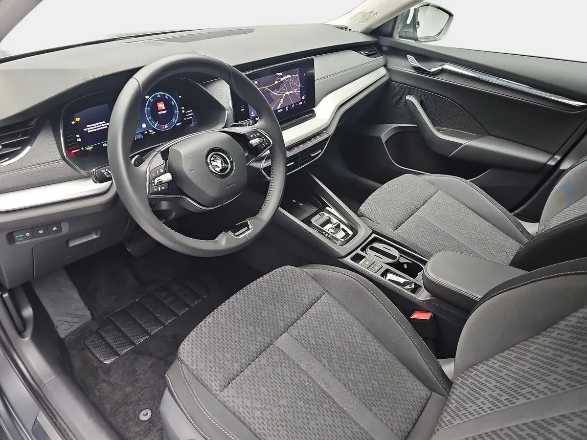 SKODA OCTAVIA COMBI 1.4 TSI IV DSG STYLE NAVI LM