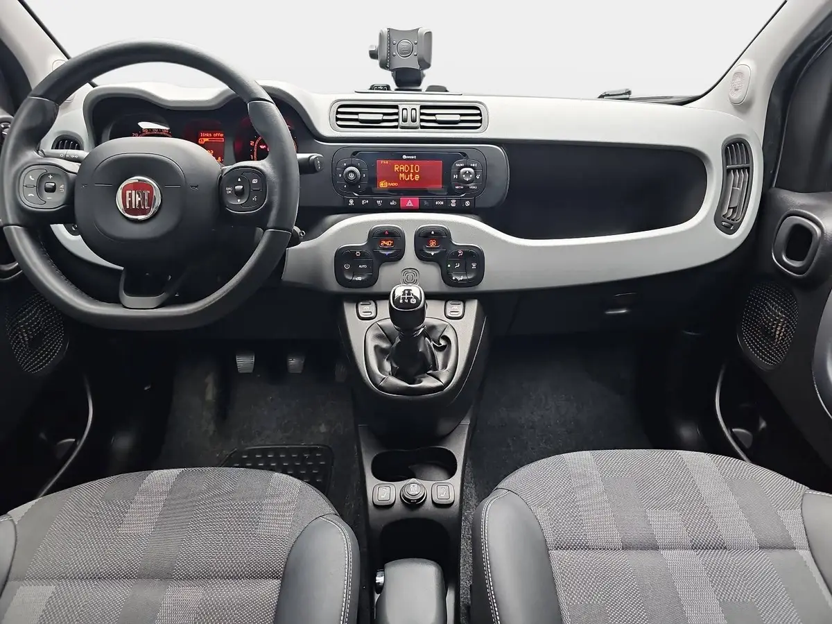 FIAT PANDA 1.2 8V City Cross Klimauto Winter PDC