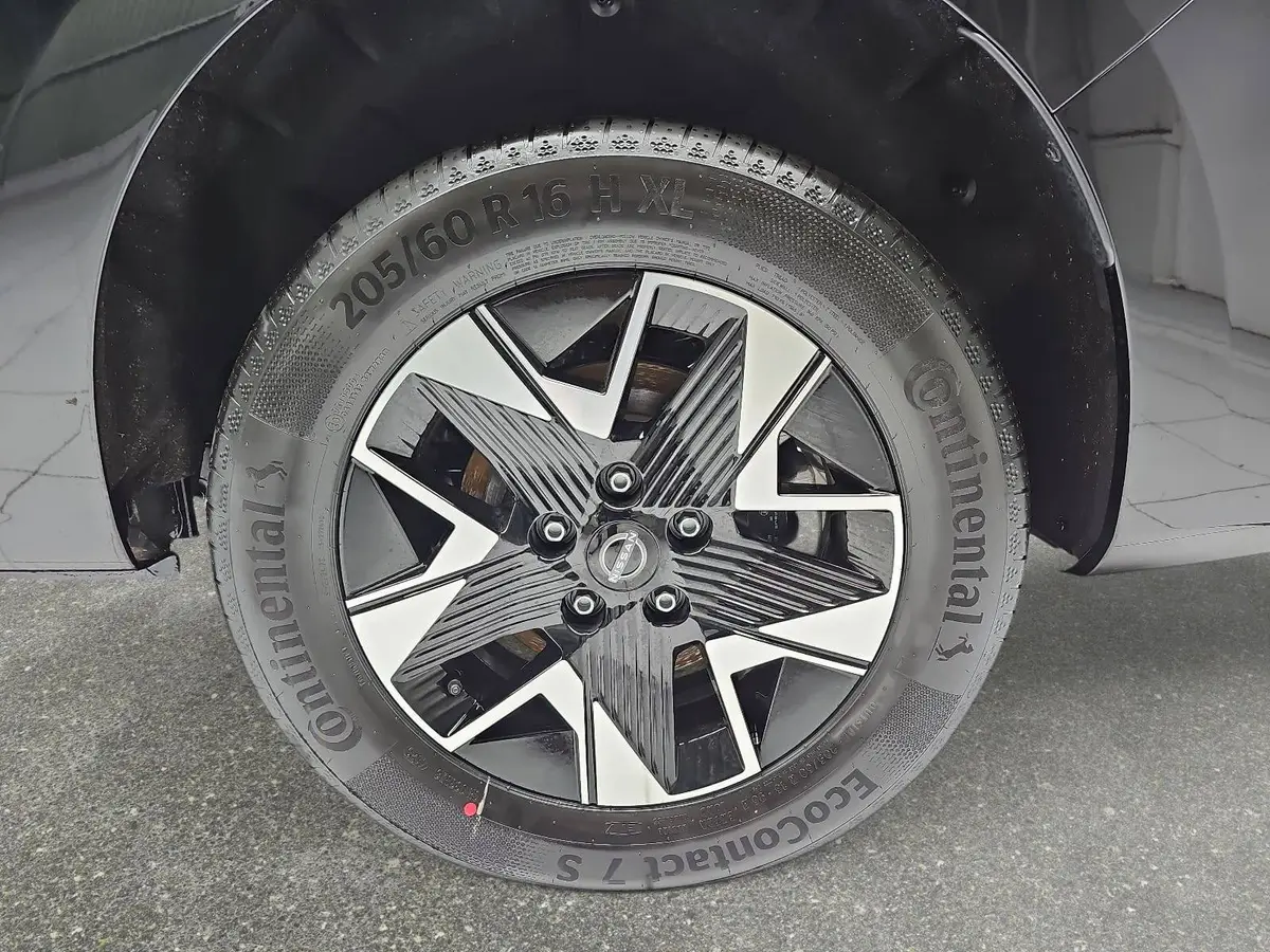 NISSAN TOWNSTAR KOMBI 1.3 DIG-T L2 2.3T AUTO. TEKNA 7-SITZER