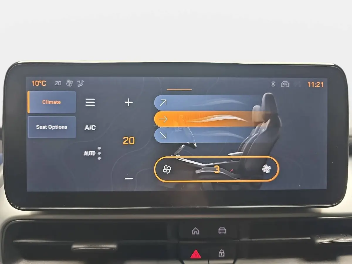 JEEP AVENGER 1.2 E-HYBRID T3 DCT BLACK EDITION MJ26 INFOTAINMENT & KOMFORTPAKET