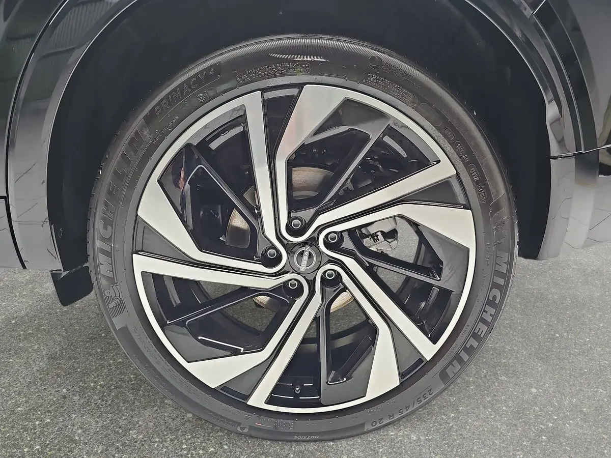 NISSAN QASHQAI 1.3 DIG-T MHEV AUTO. TEKNA PREMIUM PAKET