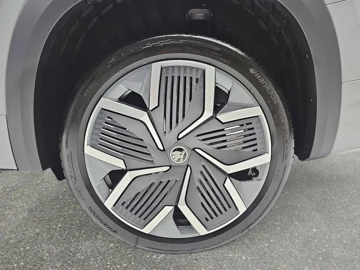 SKODA KODIAQ 1.5 TSI DSG SPORTLINE NAVI LED ACC WINTER 7-S KAME