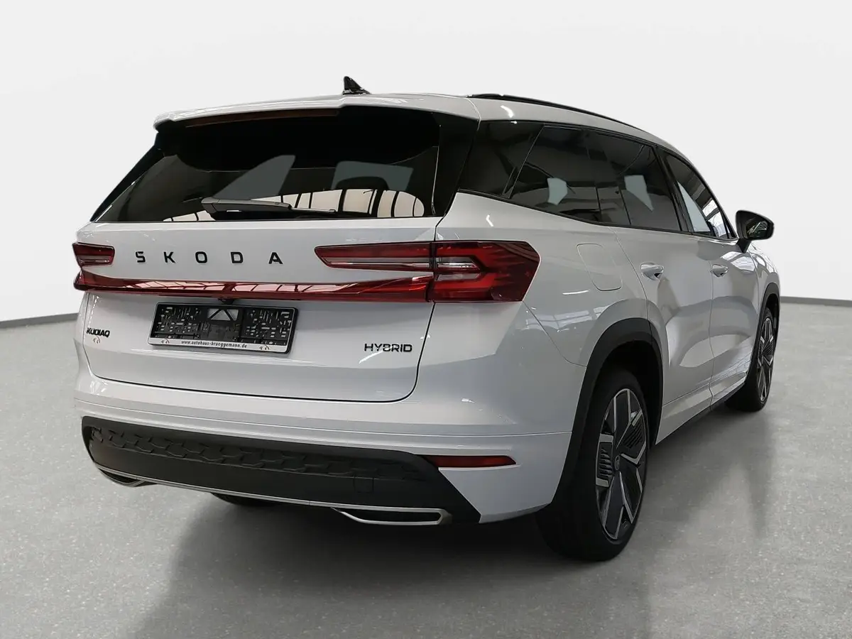 SKODA KODIAQ 1.5 TSI DSG SPORTLINE NAVI LED ACC PANO WINTER AHK