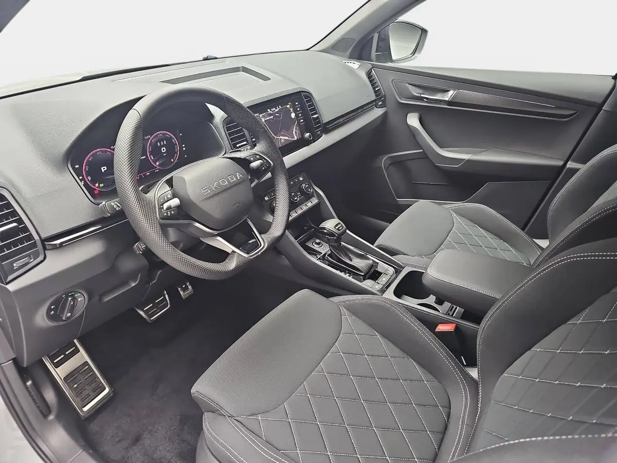 SKODA KAROQ 2.0 TDI DSG SPORTLINE 4X4 WINTER AHK