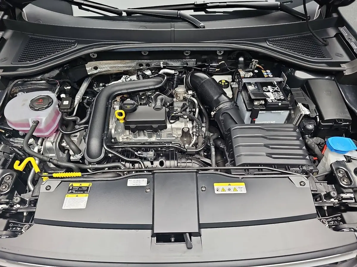 VW T-ROC 1.0 TSI LIFE NAVI LED ACC KAMERA LM17