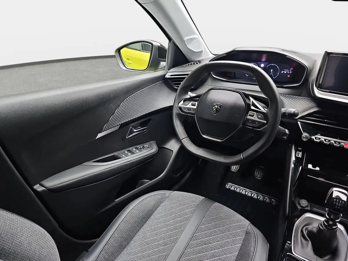 PEUGEOT 208 1.2 PURETECH 100 ALLURE LED DAB LM