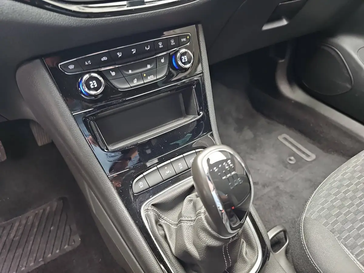 OPEL ASTRA 1.2 TURBO GS LINE NAVI LED KAMERA LM