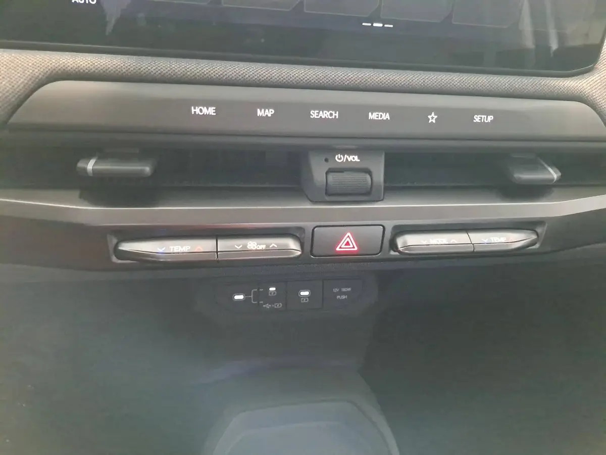 KIA EV3 58.3 KWH EARTH MJ26 WINTER-CONNECT BUSINESS UPGRADE DRIVEWISE-PARK