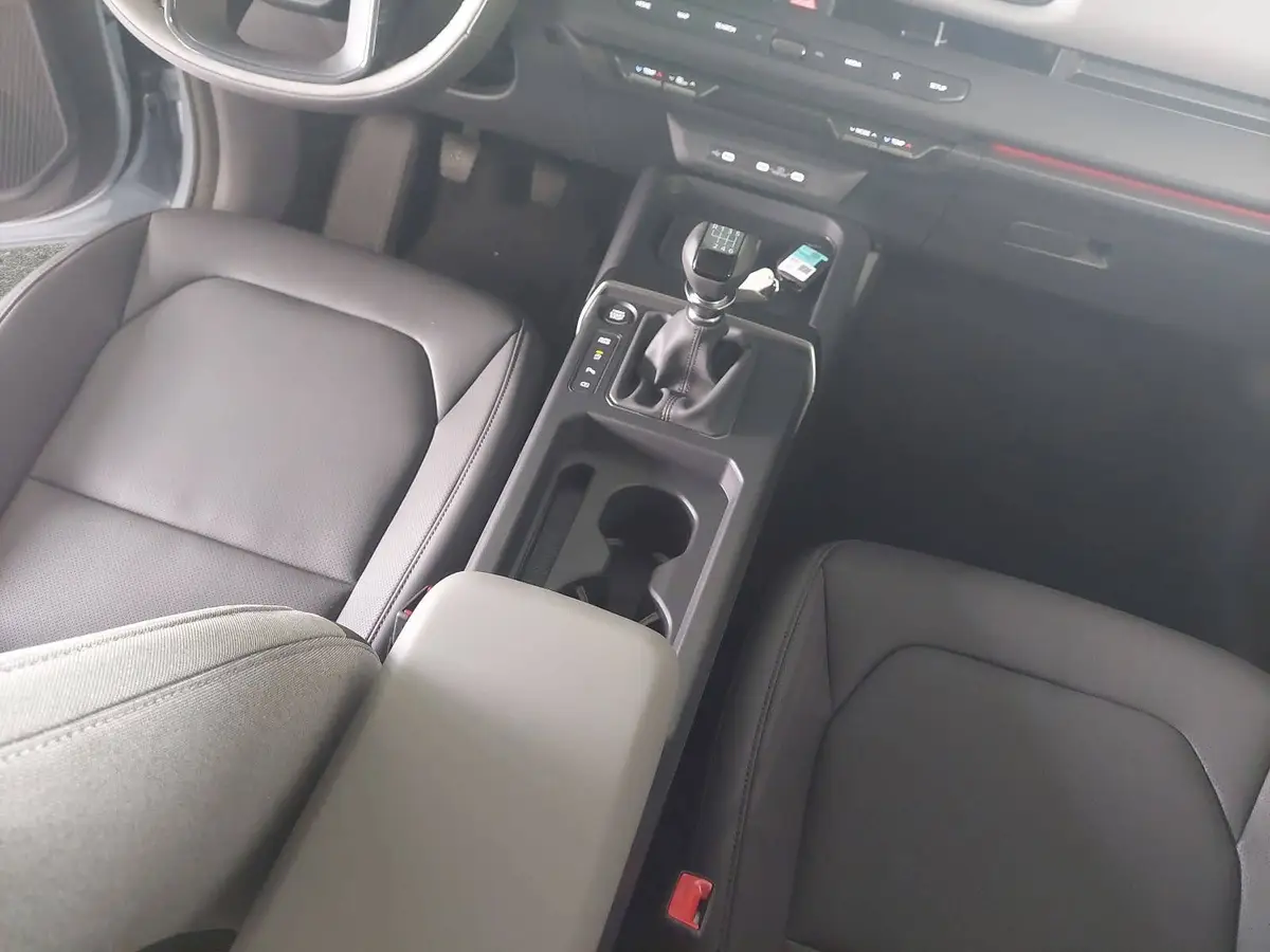 KIA SELTOS 1.6 T-GDI 2WD VISION MJ27 SOUND&NAVI DESIGN
