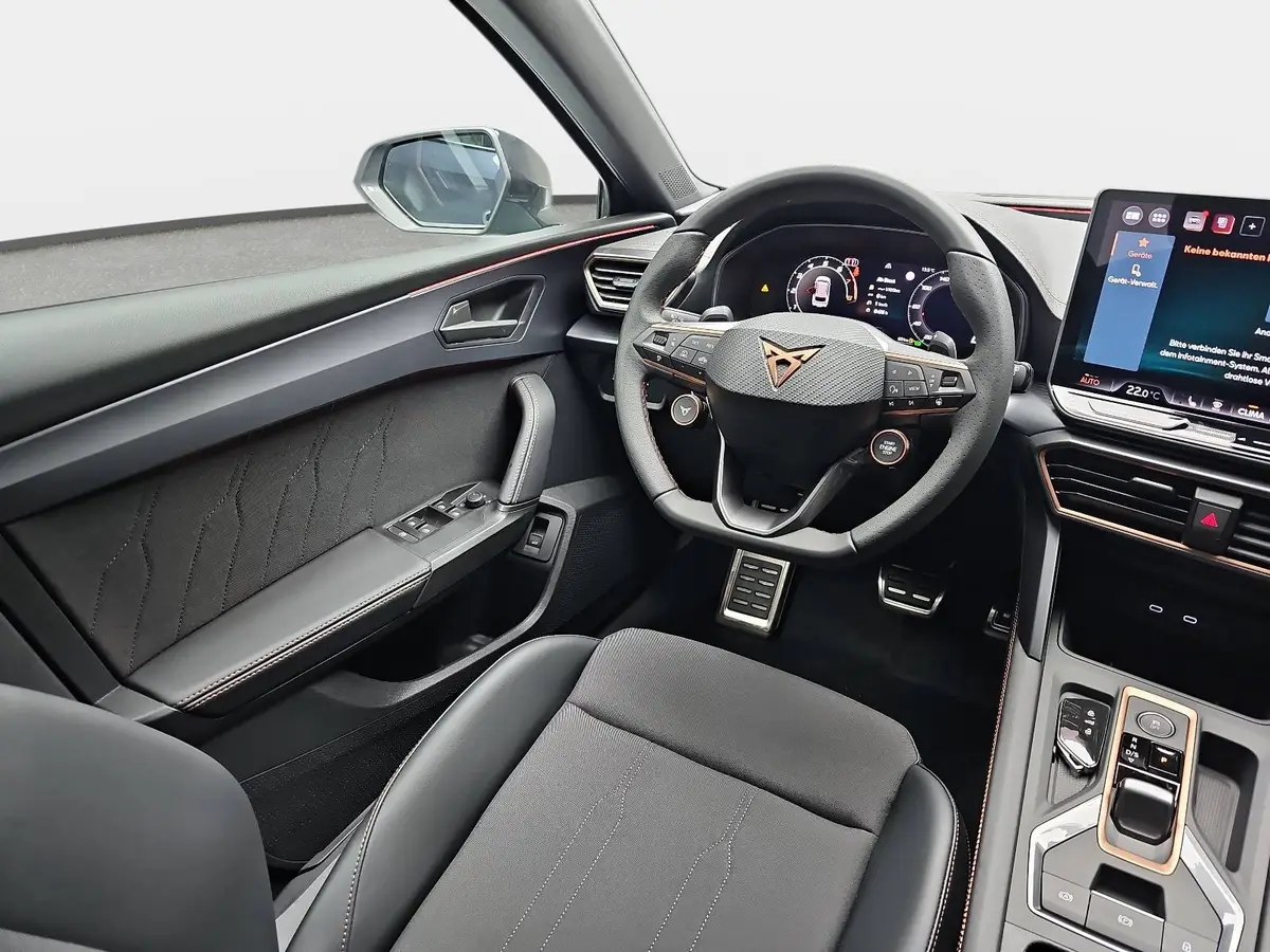 CUPRA LEON ST 1.5 ETSI DSG NAVI LED KLIMAAUTO ACC FULL-LINK KAME