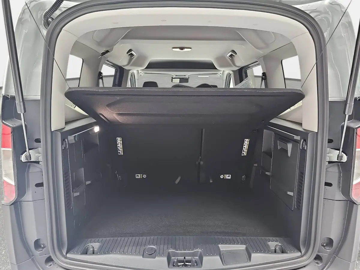 FORD TOURNEO COURIER 1.0 EB AUT. ACTIVE NAVI+ACC+WINTER+SPUR+KAMERA+LM