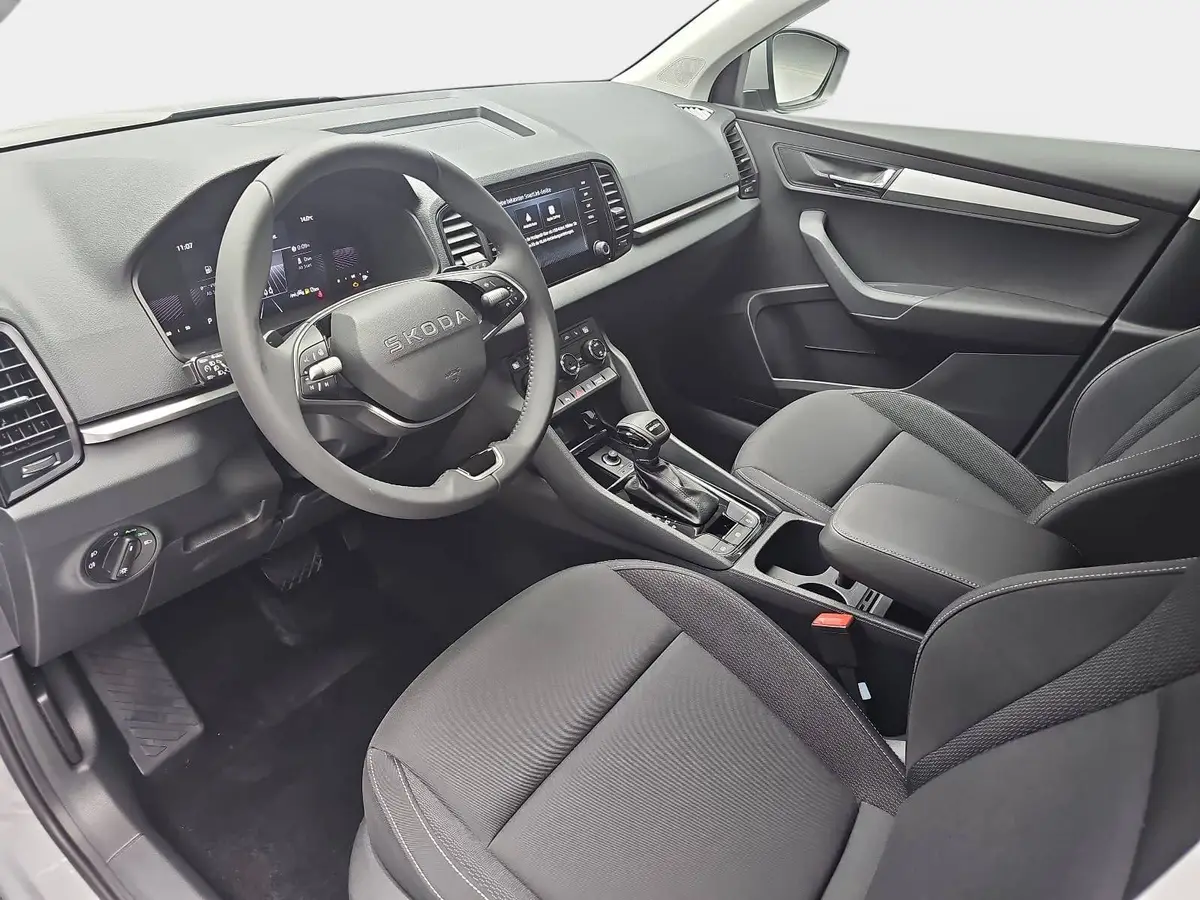 SKODA KAROQ 1.5 TSI DSG FAMILY LED KAMERA LM17