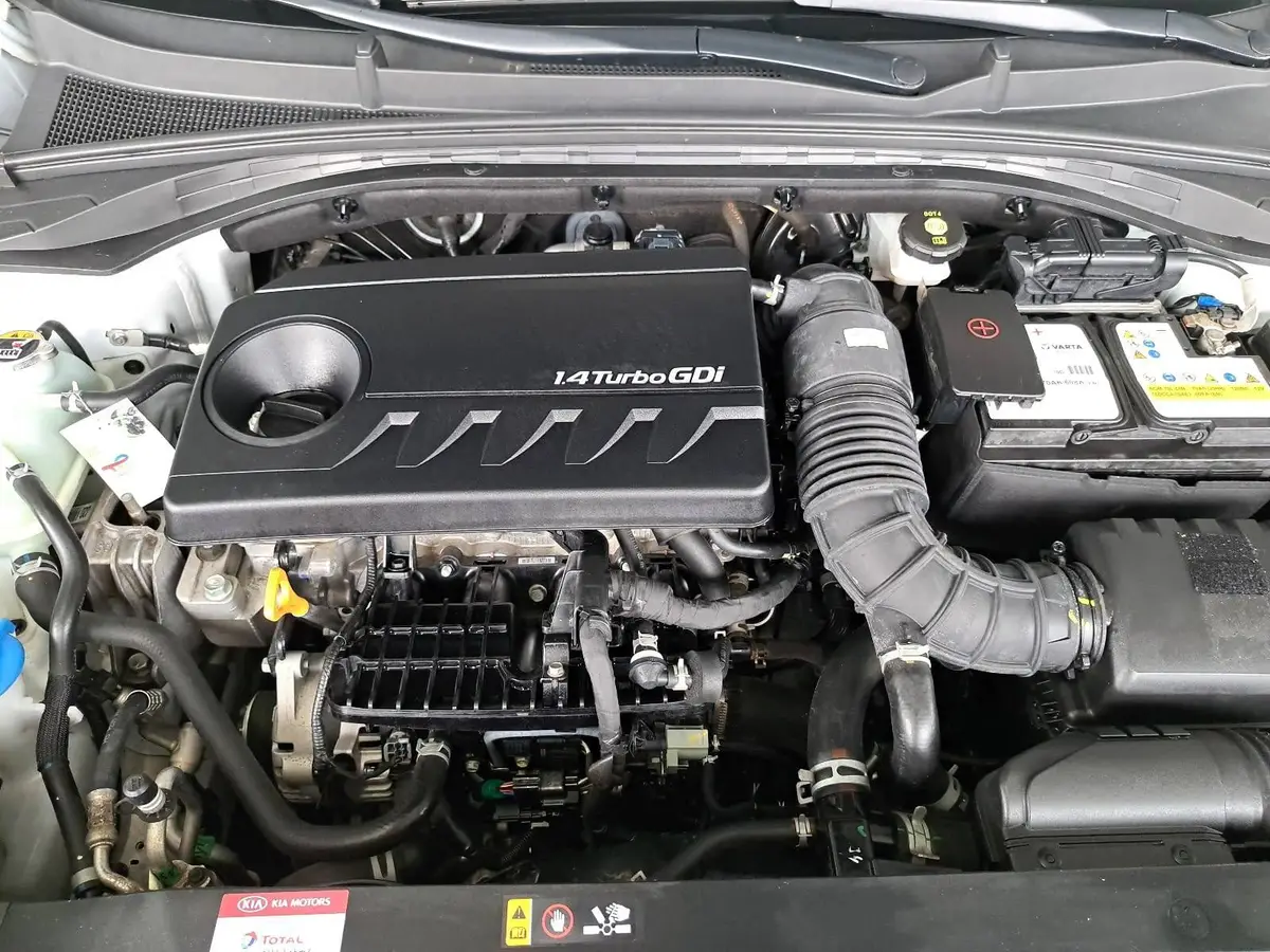 KIA XCEED 1.4 T-GDI JBL SOUND EDITION NAVI LED