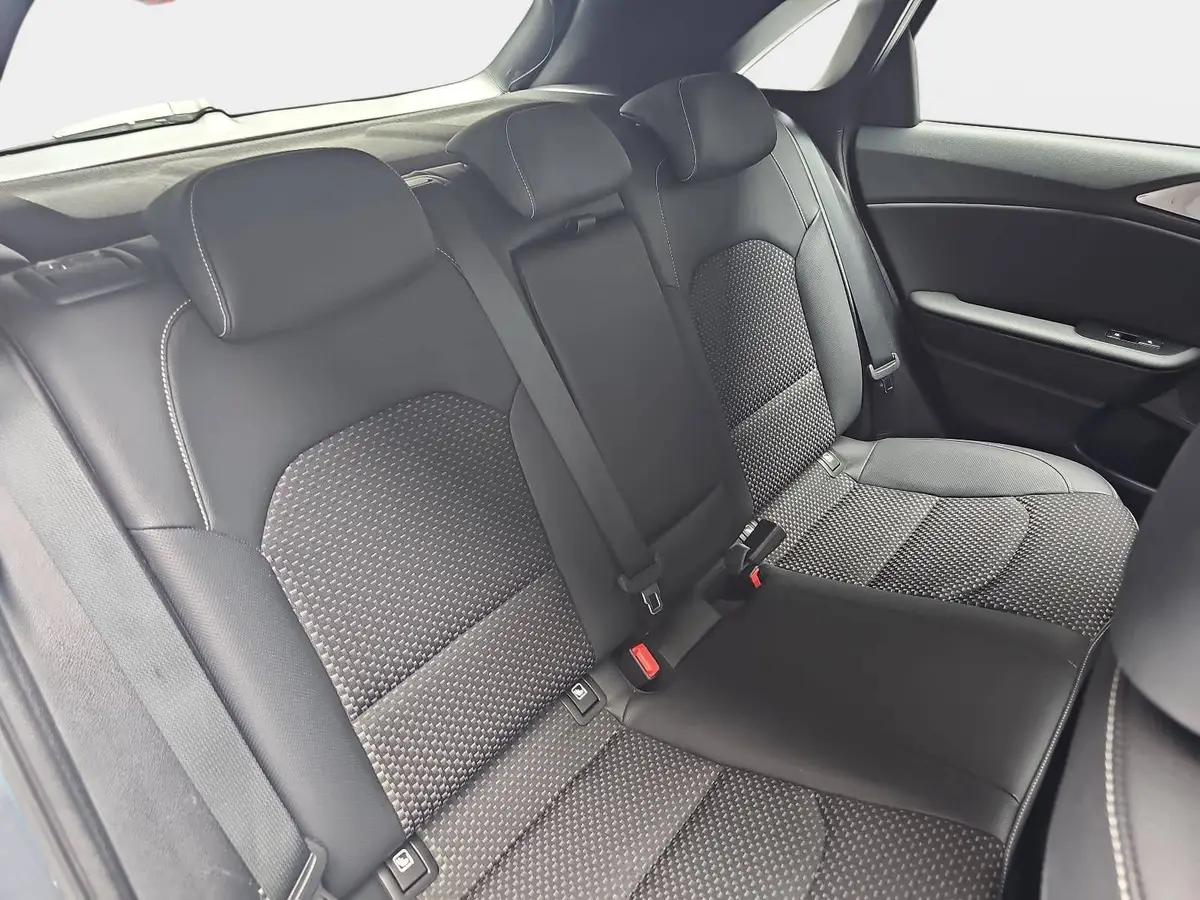 KIA CEED 1.6 CRDi Spirit Navi Winter P-Assist LM