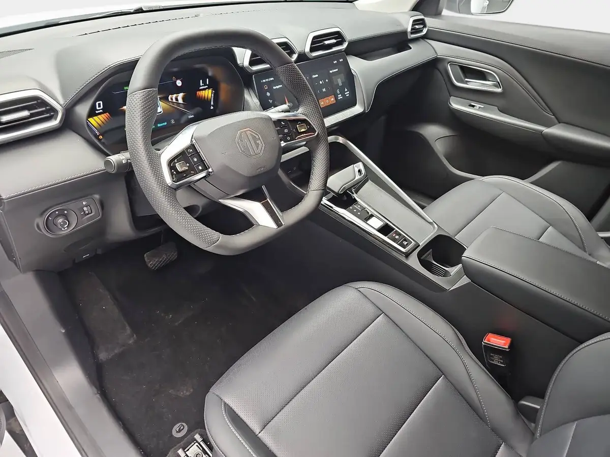 MG ZS 1.5 HYBRID+ MY25.5 LUXURY NAVI LM18 KEYLESS-ENTRY 360-GRAD-KAMERA