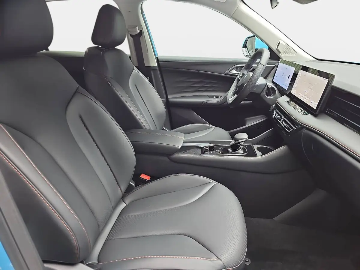 MG HS 1.5 PLUG-IN-HYBRID LUXURY LEDER 360-GRAD-KAMERA 19-ZOLL-LM