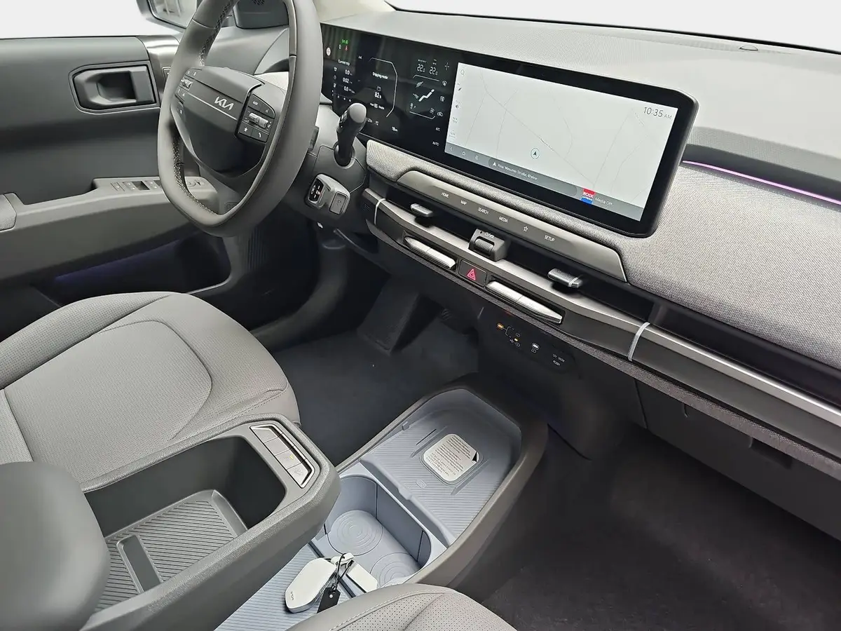 KIA EV3 81.4 KWH EARTH MJ26 WINTER-CONNECT BUSINESS UPGRADE DRIVEWISE-PARK