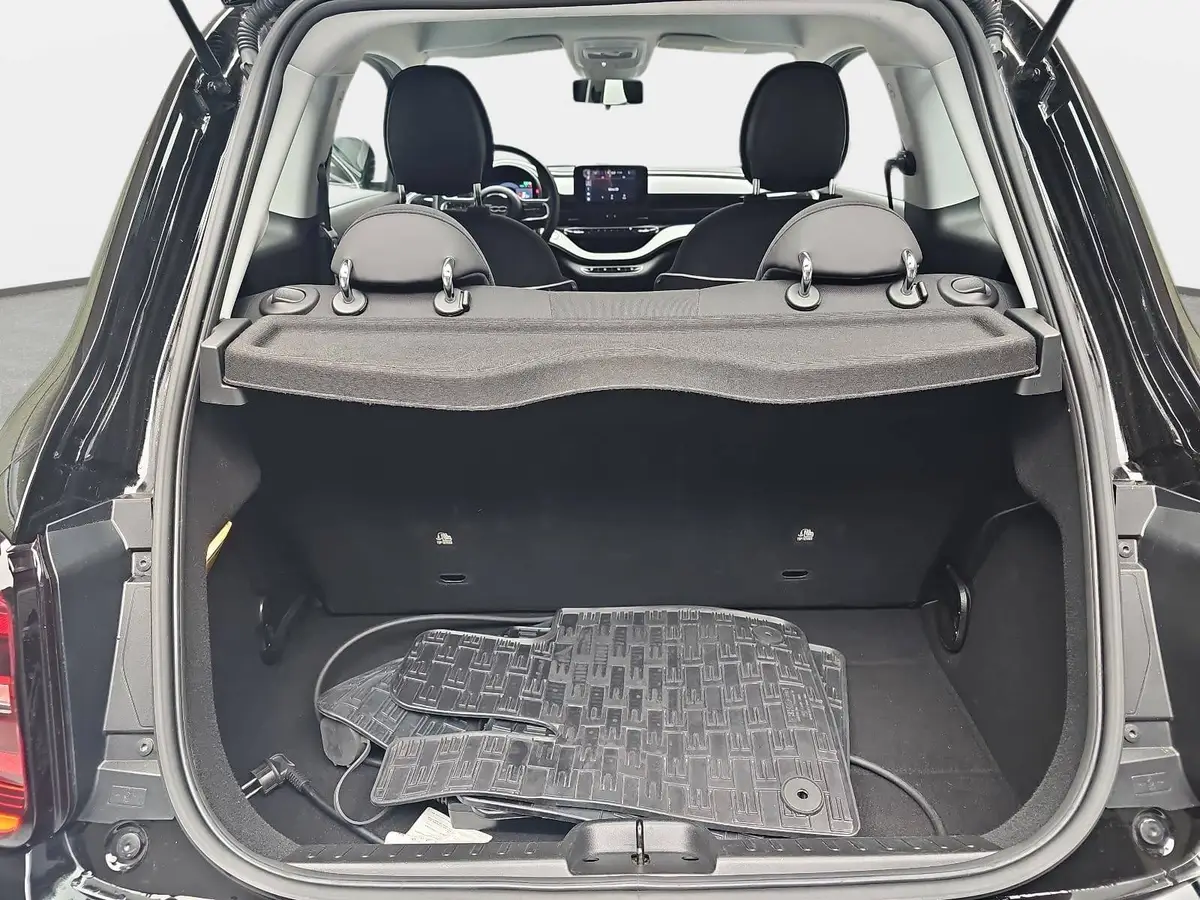 FIAT 500 ELEKTRO 23.8 KWH ACTION KLIMA SITZH. APPLE/ANDROID ALLSEASON