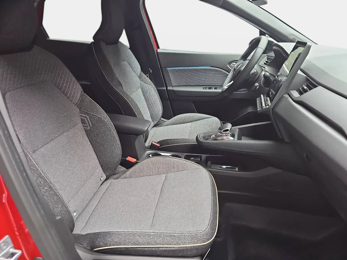 RENAULT CAPTUR II 1.3 TCE 160 EDC TECHNO LED KLIMA DAB KAMERA LM1