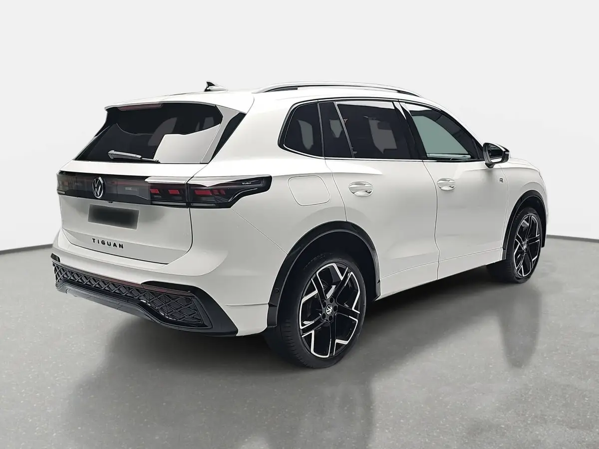 VW TIGUAN 2.0 TDI DSG 4M R-LINE NAVI MATRIX HUD DCC AHK LM20