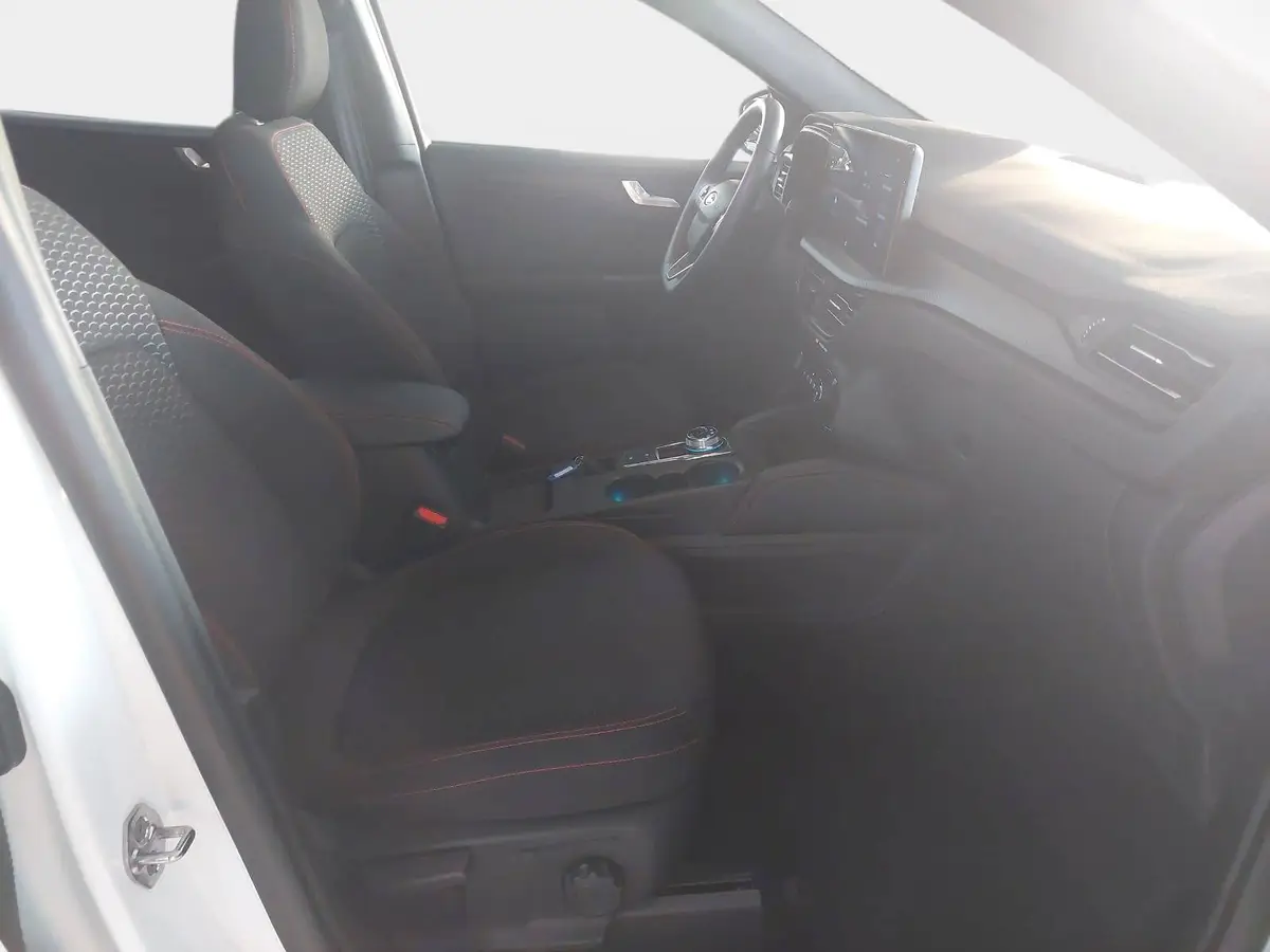 FORD KUGA 1.5 EB AUTO. ST-LINE NAVI LED KLIMAAUTO WINTER SIC