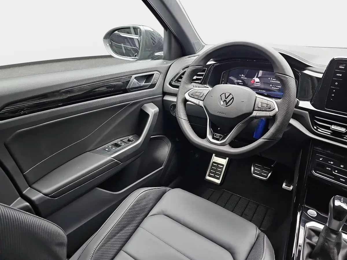 VW T-ROC 2.0 TDI DSG R-LINE NAVI LED MATRIX PANO ACC DCC AH