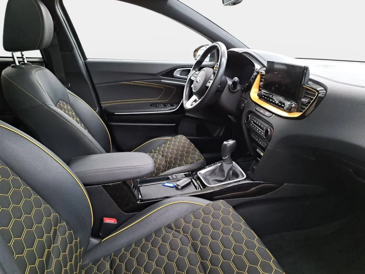 KIA XCEED 1.4 T-GDI LAUNCH EDITION MJ20 GLASDACH