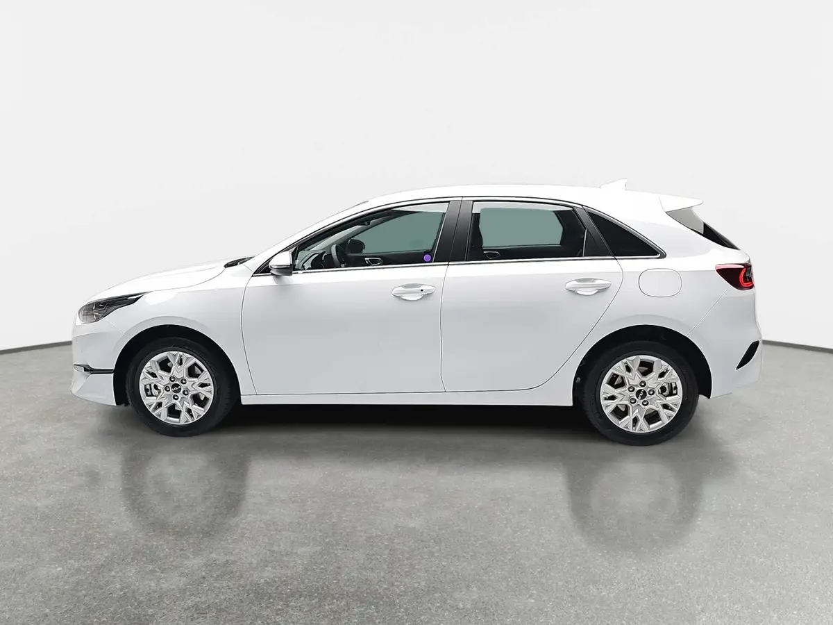 KIA CEED 1.5 T-GDI 48V DCT7 ULTIMATE EDITION