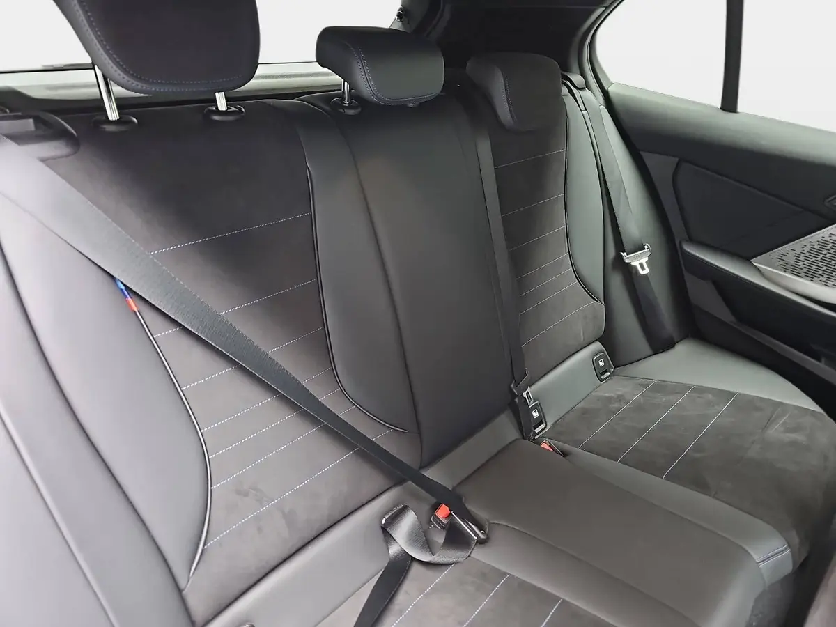 BMW 120 D AUTO. M SPORT NAVI LED INNOVATION HUD AHK KAMERA