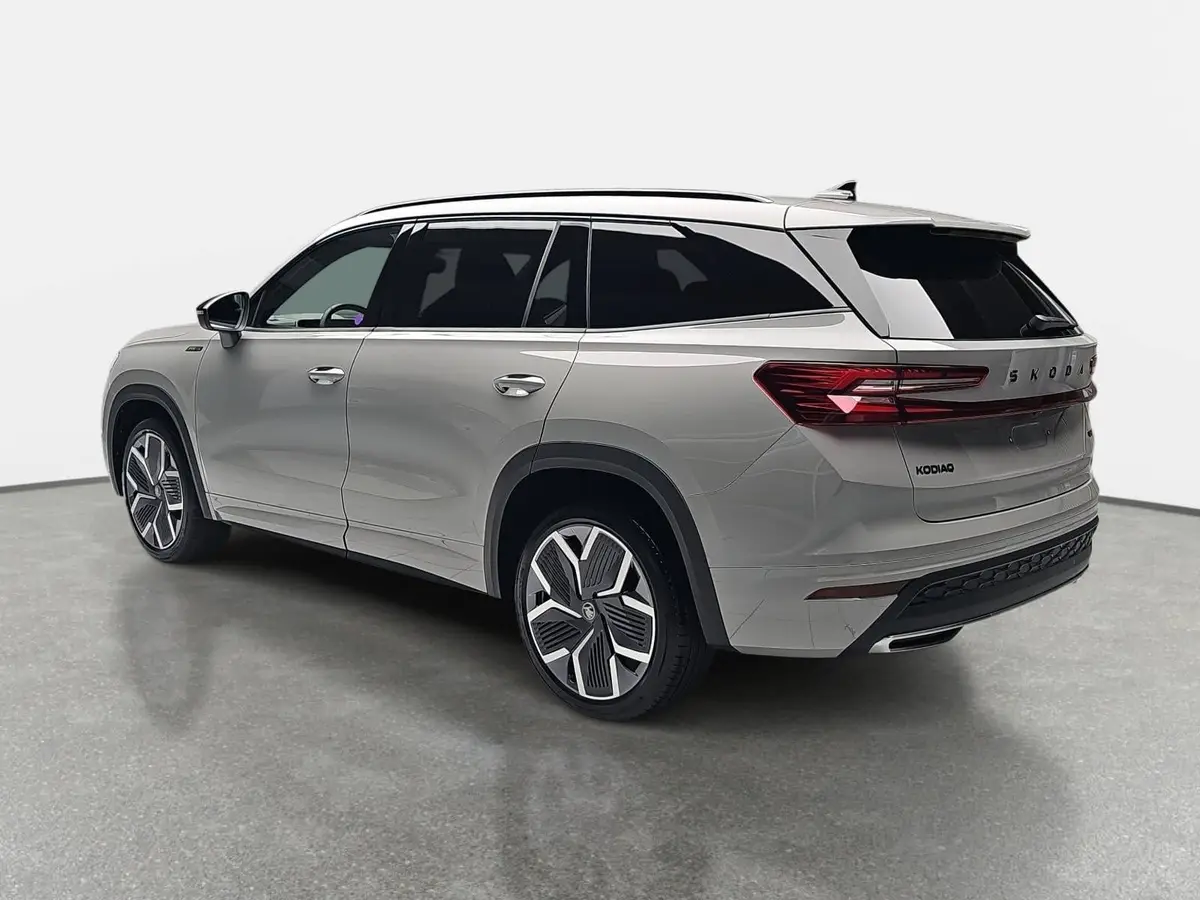 SKODA KODIAQ 2.0 TDI DSG SPORTLINE 4X4 PANO AHK