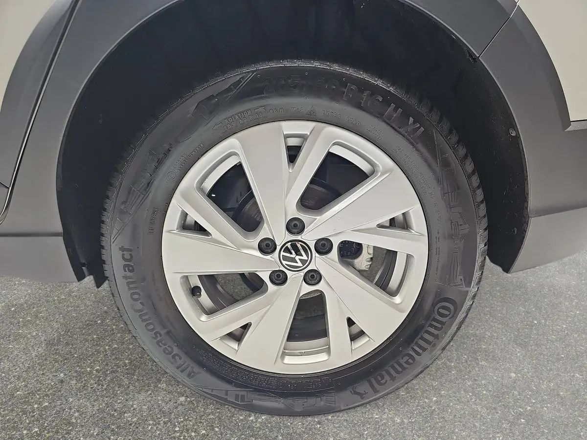 VW TAIGO 1.0 TSI DSG LIFE NAVI LED ACC SITZHEIZUNG PDC KAME