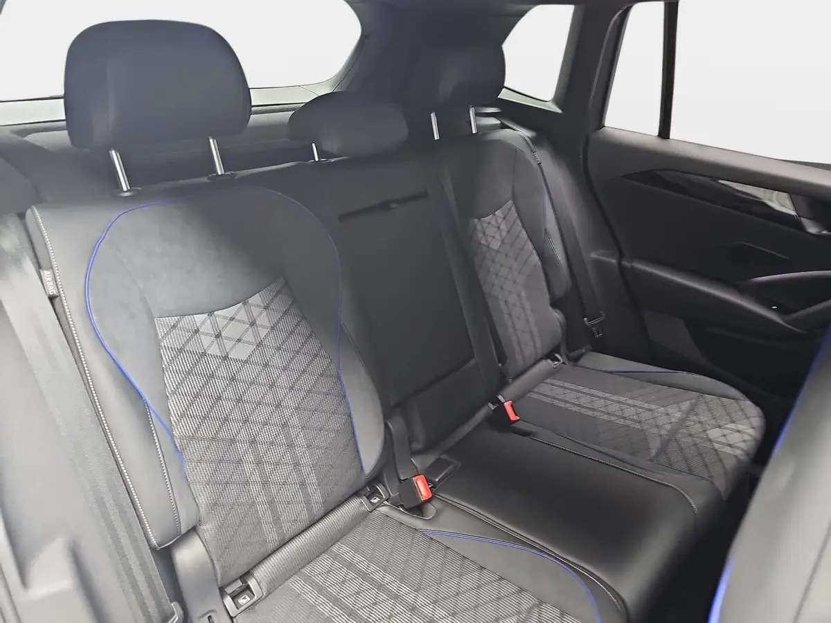 VW TIGUAN 1.5 ETSI DSG R-LINE NAVI LED PANO