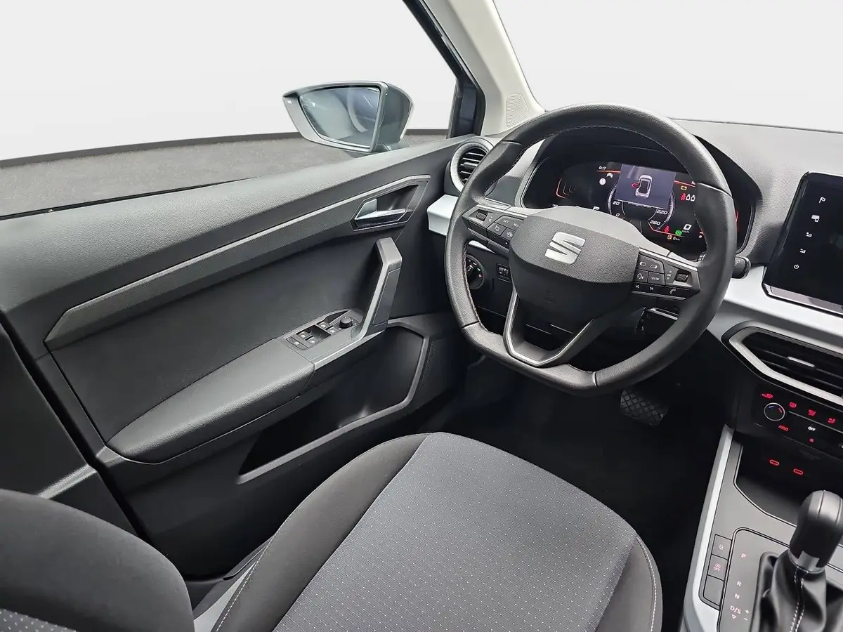 SEAT ARONA 1.0 TSI DSG STYLE NAVI LED PDC LM