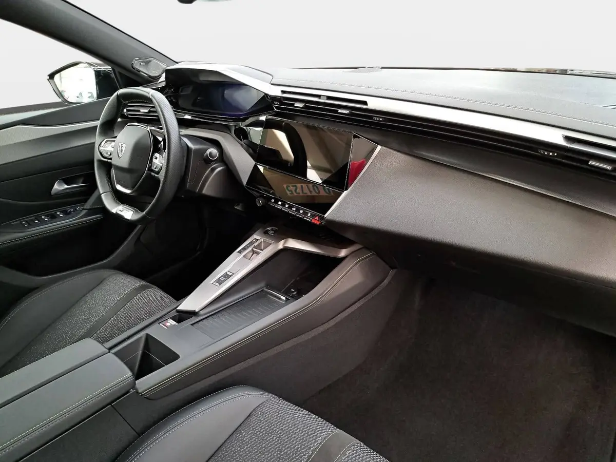 PEUGEOT 308 1.2 PURETECH 130 SW AUTO. GT
