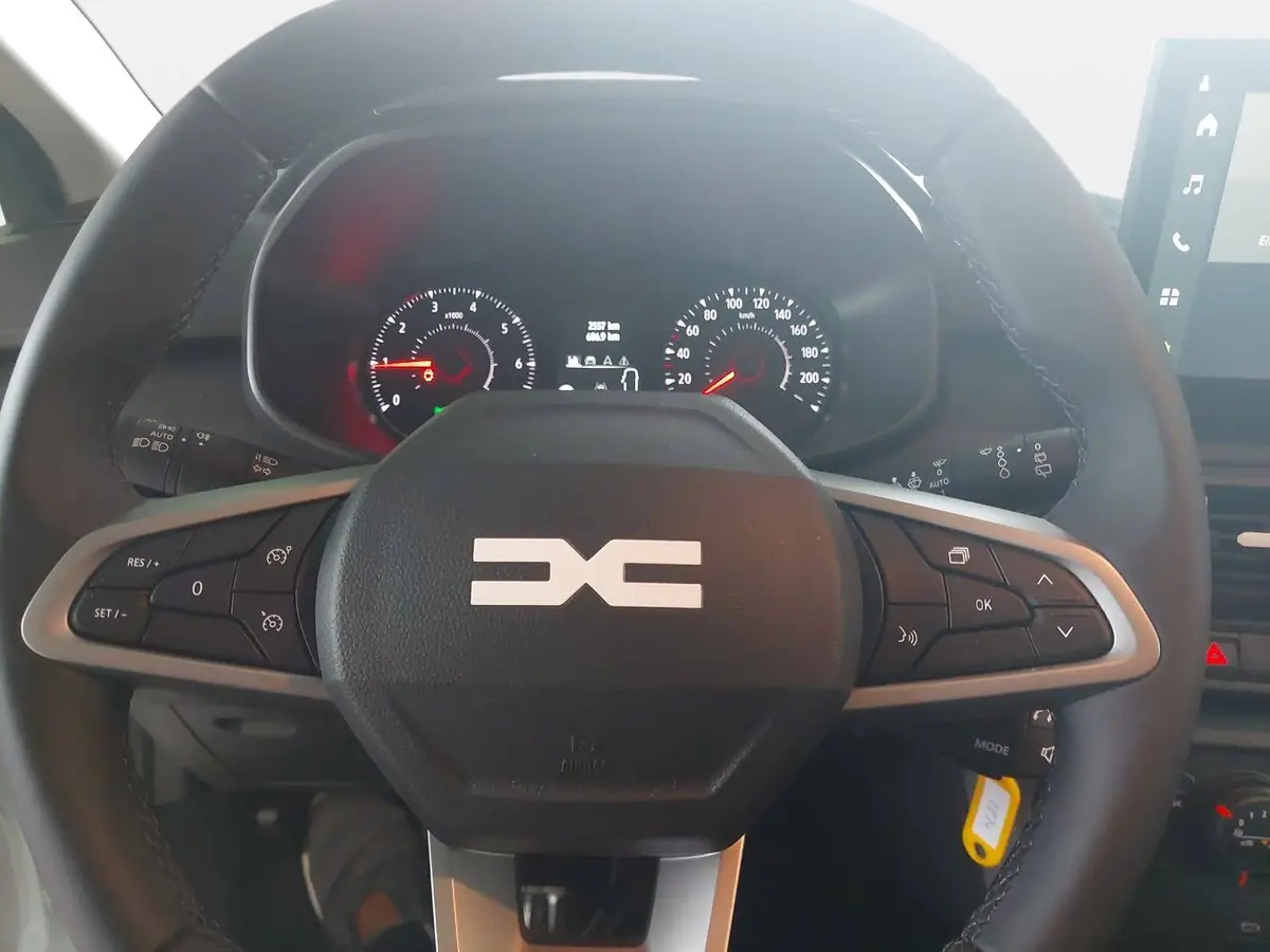 DACIA SANDERO 1.0 SCE 65 EU6E ESSENTIAL LED GRA ALLWETTER