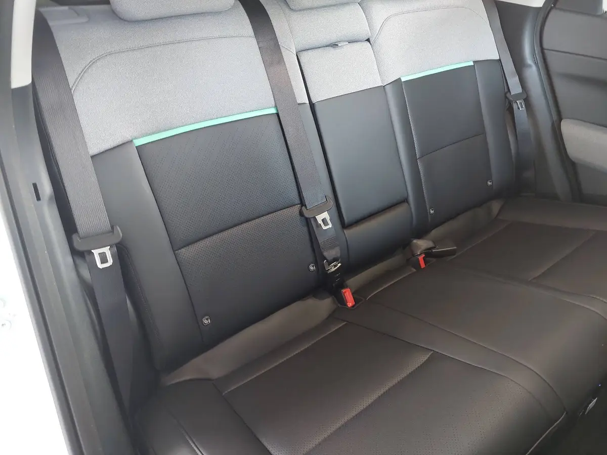 KIA EV4 81.4 KWH EARTH MJ26 UPGRADE TECHNOLOGY WINTER DWP DESIGN SOUND GLASD.