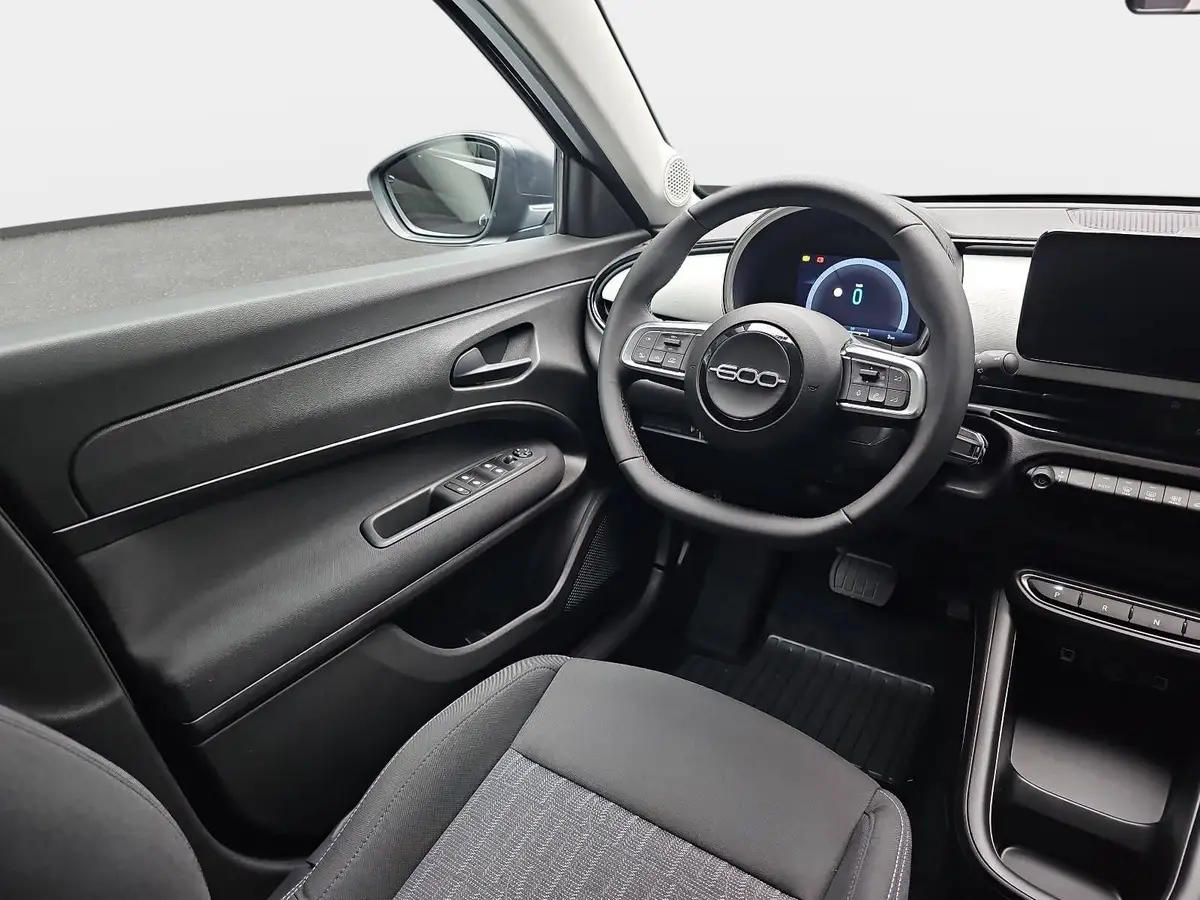 FIAT 600 1.2 T3 HYBRID DCT POP MJ26