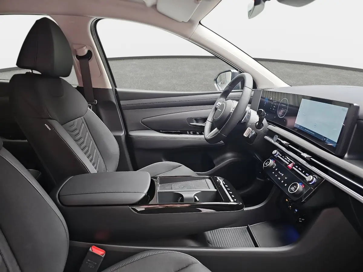 HYUNDAI TUCSON 1.6 T-GDI DCT7 4WD NAVI LED KRELL KLIMAAUTO 4XSITZ