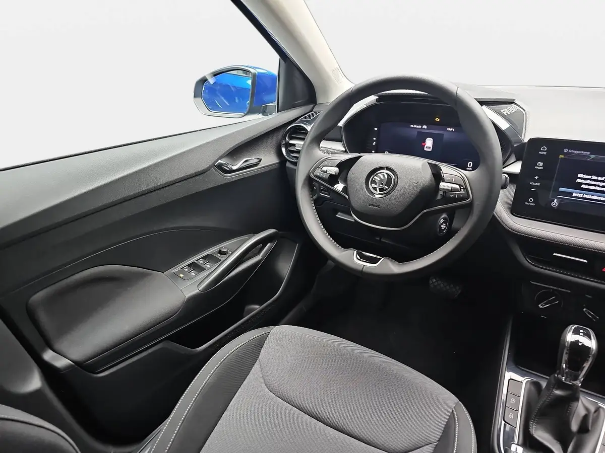 SKODA FABIA 1.0 TSI DSG SELECTION NAVI LED KLIMA GRA DAB PDC