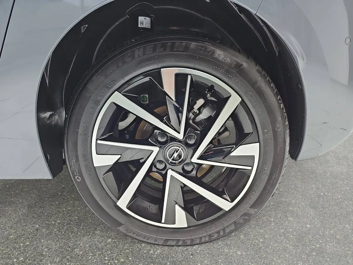 OPEL CORSA 1.2 TURBO AUTO. GS LED KLIMA SICHT WINTER DAB KAME