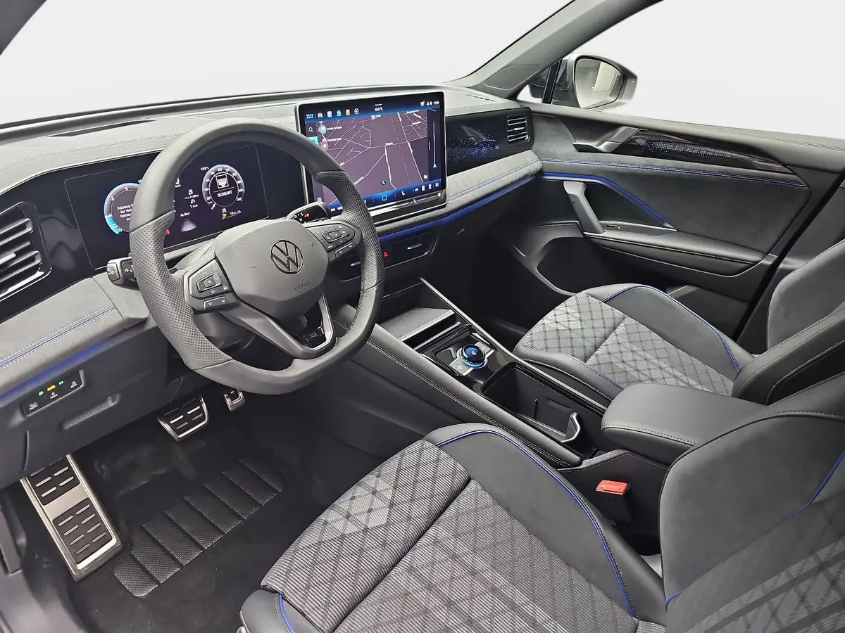 VW TIGUAN 2.0 TDI DSG R-LINE NAVI LED PANO