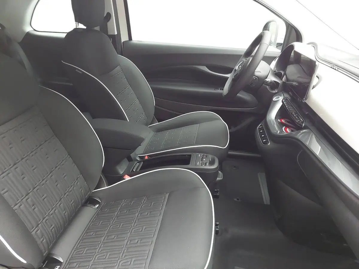 FIAT 500 ELEKTRO 42 KWH KOMFORT PAKET, 16 ZOLL LM FELGEN