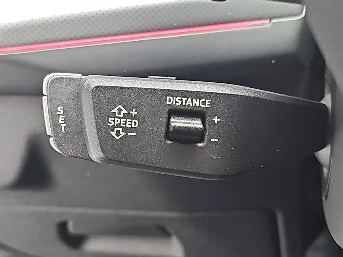 AUDI Q3 TFSI S-TRONIC S-LINE NAVI LED-PLUS PANO