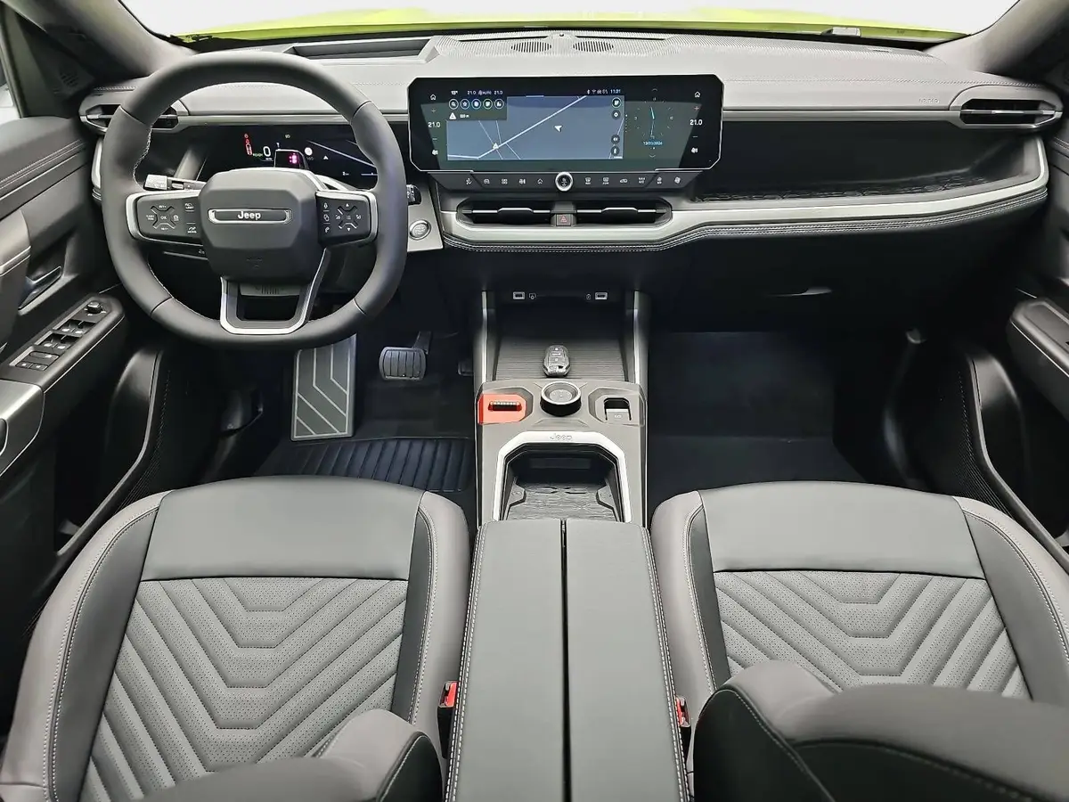 JEEP COMPASS ELEKTRO FÖRDERFÄHIG FIRST EDITION MJ26 PREMIUM-PAKET PANORAMA ALLWETTE